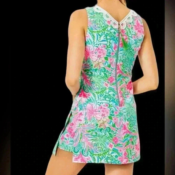 Lilly Pulitzer Ronnie V-Neck Romper in Amalfi Blue Leaf It Wild Sz 2 - Picture 3 of 8